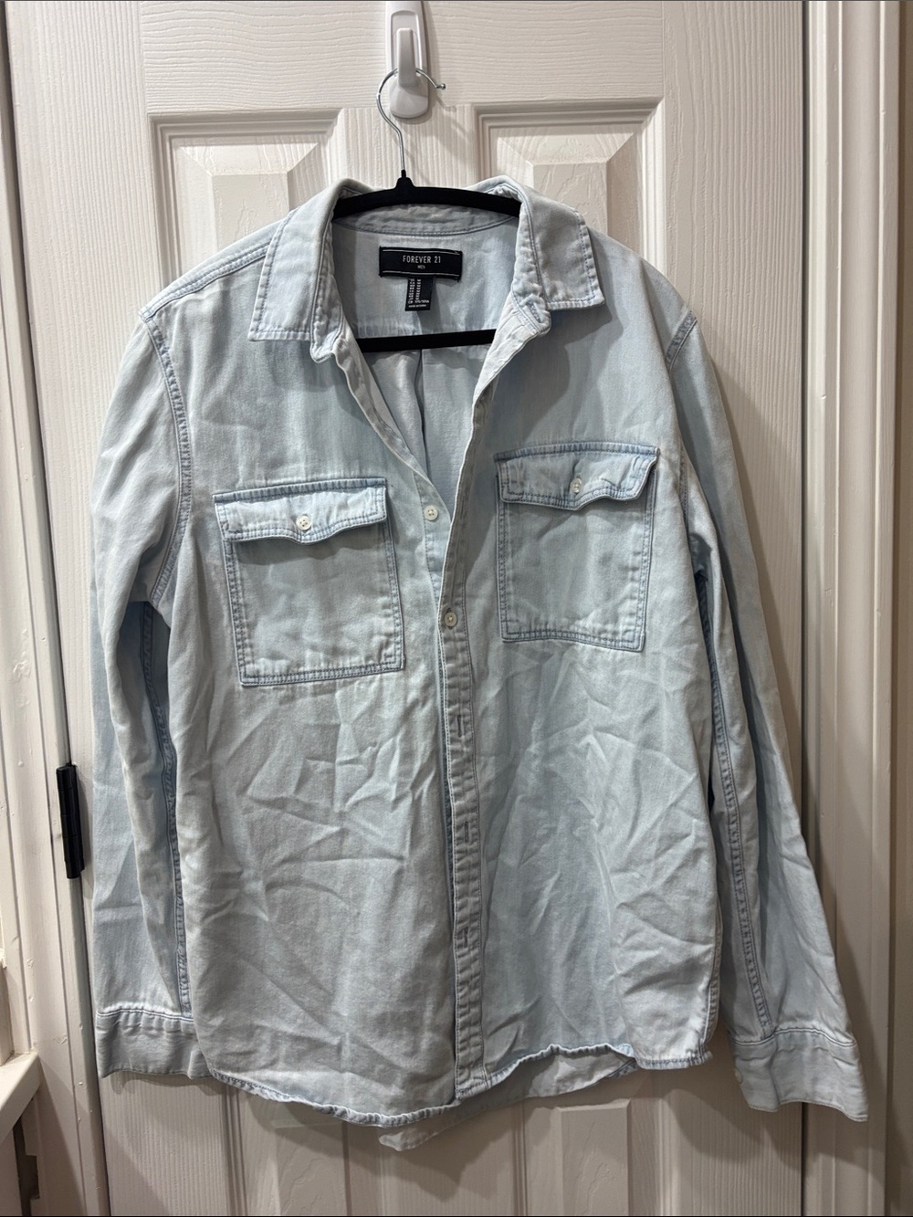 Forever 21 Light Wash Denim Shirt Jacket - Pale Blue